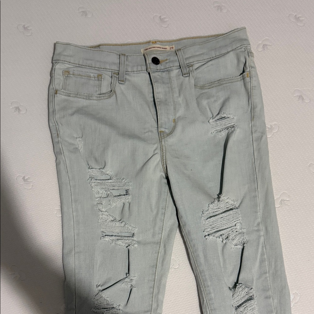Levi's Light Gray Distressed Skinny Jeans